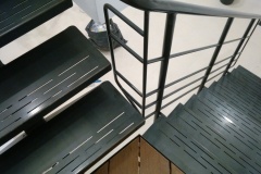 portable-kristof-712